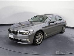 Bluestone metallizzato Usata 2018 BMW 530e Luxury Line Tre volumi | 26.300 € (Buon prezzo)