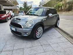 Grigio Usata 2009 Mini John Cooper Works Due volumi | 9950 € (Buon prezzo)