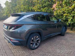 Verde Usata 2021 Hyundai Tucson SUV | 22.000 € (Buon prezzo)