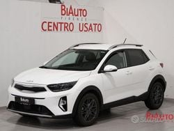 Bianco Usata 2024 Kia Stonic SUV | 18.500 € (Buon prezzo)