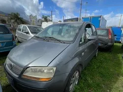 Grigio metallizzato Usata 2004 Fiat Idea Dynamic Monovolume | 1590 € (Ottimo prezzo)