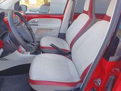 Usata 2012 VW up! Highline Due volumi | 9500 € (Molto cara)