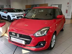 Rosso miro Usata 2020 Suzuki Swift Tre volumi | 13.500 € (Buon prezzo)