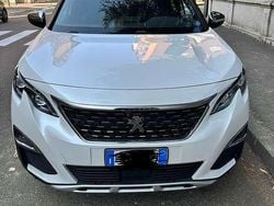 Usata 2017 Peugeot 3008 GT SUV | 17.999 € (Buon prezzo)