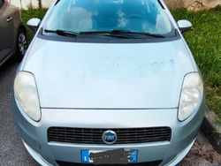 Grigio Usata 2006 Fiat Grande Punto Due volumi | 1200 € (Buon prezzo)
