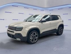Grigio granite [5ce] Usata 2024 Jeep Avenger Summit SUV | 22.390 € (Buon prezzo)
