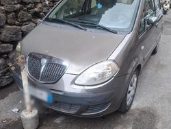 Usata 2005 Lancia Musa Monovolume | 1600 € (Super prezzo)