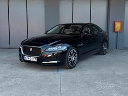 Nero Usata 2018 Jaguar XF Prestige Tre volumi | 17.000 € (Buon prezzo)
