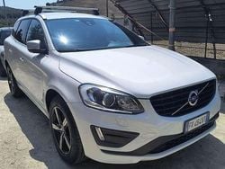 Usata 2017 Volvo XC60 R-Design SUV | 14.000 € (Super prezzo)
