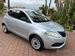 Grigio Usata 2020 Lancia Ypsilon S Due volumi | 8990 € (Ottimo prezzo)