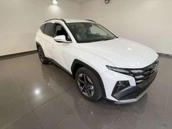 Bianco Nuova 2025 Hyundai Tucson SUV | 31.800 € (Buon prezzo)