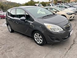 Grigio Usata 2011 Opel Meriva Monovolume | 5580 € (Buon prezzo)