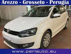 Bianco Usata 2013 VW Polo Comfortline Tre volumi | 7900 € (Buon prezzo)