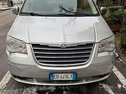 Grigio Usata 2010 Chrysler Grand Voyager Monovolume | 5500 € (Buon prezzo)
