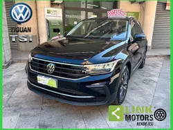 Nero Usata 2023 VW Tiguan Life SUV | 27.500 € (Buon prezzo)