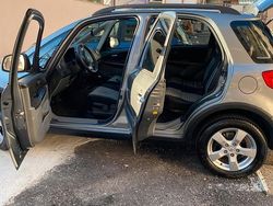 Grigio Usata 2011 Suzuki SX4 SUV | 7500 € (Cara)