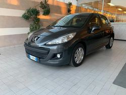 Grigio Usata 2011 Peugeot 207 Tre volumi | 4900 € (Cara)