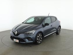 Grigio Usata 2022 Renault Clio V Evolution Tre volumi | 16.199 € (Buon prezzo)