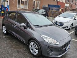 Gray Usata 2017 Ford Fiesta Tre volumi | 8400 € (Buon prezzo)