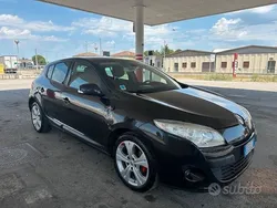Nero Usata 2009 Renault Mégane III Dynamique Tre volumi | 2500 € (Ottimo prezzo)