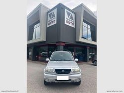 Grigio Usata 2005 Suzuki Grand Vitara SUV | 8000 € (Buon prezzo)
