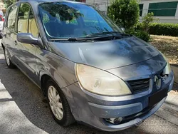 Usata 2007 Renault Scénic II Monovolume | 700 € (Super prezzo)