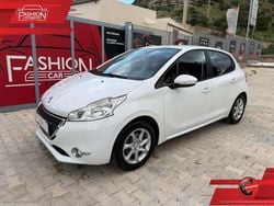 Bianco Usata 2013 Peugeot 208 Business-Line Due volumi | 6300 € (Buon prezzo)