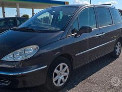 Grigio Usata 2009 Peugeot 807 S Monovolume | 3500 €