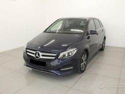 Blu Usata 2018 Mercedes B180 Executive Monovolume | 13.900 € (Buon prezzo)
