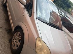 Grigio Usata 2008 Opel Zafira Monovolume | 1500 €