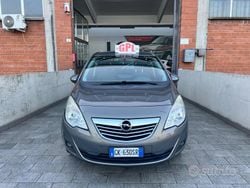 Grigio Usata 2010 Opel Meriva Club Monovolume | 3900 € (Molto cara)