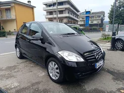 Nero Usata 2012 Mercedes A160 Executive Monovolume | 6500 € (Buon prezzo)