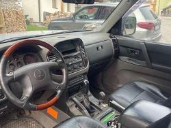 Grigio Usata 2001 Mitsubishi Pajero SUV | 9000 € (Ottimo prezzo)