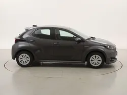 Usata 2021 Toyota Yaris Hybrid Business Edition Due volumi | 15.990 € (Ottimo prezzo)