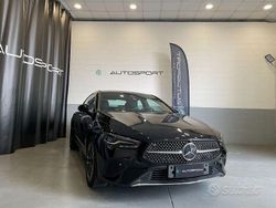 Nero Usata 2024 Mercedes 180 Tre volumi | 30.800 € (Cara)