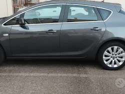 Usata 2012 Opel Astra Due volumi | 6200 €