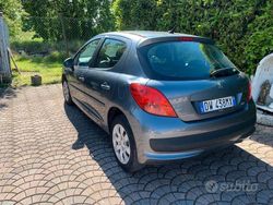 Grigio Usata 2009 Peugeot 207 Due volumi | 2750 € (Buon prezzo)