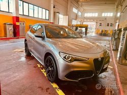 Usata 2017 Alfa Romeo Stelvio SUV | 26.000 € (Cara)