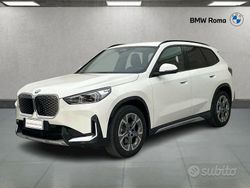 Alpine white Usata 2024 BMW iX1 Comfort Edition SUV | 33.790 € (Buon prezzo)