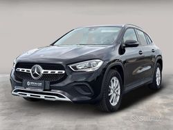 Nero Usata 2021 Mercedes GLA180 Business SUV | 30.700 € (Buon prezzo)