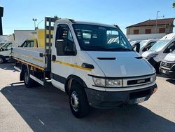 Bianco Usata 2006 Iveco Daily | 6700 € (Ottimo prezzo)
