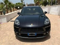 Nero Usata 2017 Porsche Macan SUV | 43.000 € (Buon prezzo)