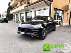 Nero Usata 2017 Porsche Macan Turbo Performance Package SUV | 47.500 € (Ottimo prezzo)