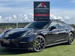 Nero jet Usata 2022 Porsche Panamera Platinum Edition Tre volumi | 73.600 € (Ottimo prezzo)