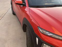Arancione Usata 2018 Hyundai Kona Comfort SUV | 14.000 € (Cara)