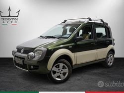 Verde Usata 2009 Fiat Panda 4x4 Cross Due volumi | 7000 € (Buon prezzo)