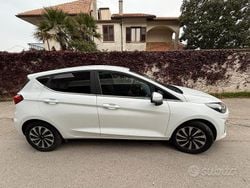 Usata 2023 Ford Fiesta Tre volumi | 13.900 €