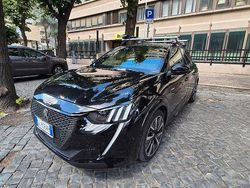 Nero Usata 2021 Peugeot 208 GT Due volumi | 14.000 € (Buon prezzo)