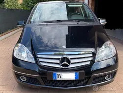 Usata 2009 Mercedes A150 Avantgarde Tre volumi | 3000 € (Ottimo prezzo)