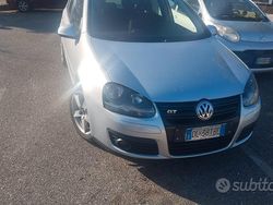 Grigio Usata 2008 VW Golf V Tre volumi | 4250 € (Buon prezzo)